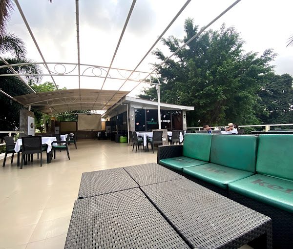 La Mango Restaurant & Lounge