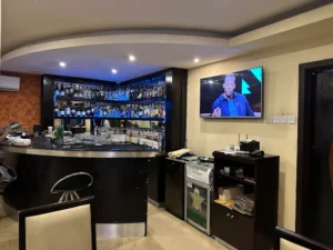 Indigo Bar Restaurant And Suites