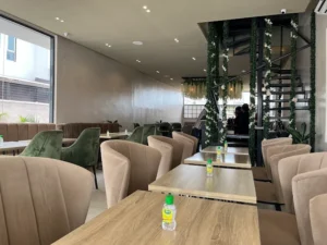 No5 LOUNGE