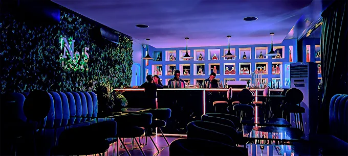 No5 LOUNGE