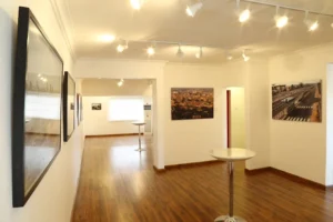 Red Door Art Gallery