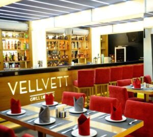 Vellvett Grill Lounge3 600x540 1
